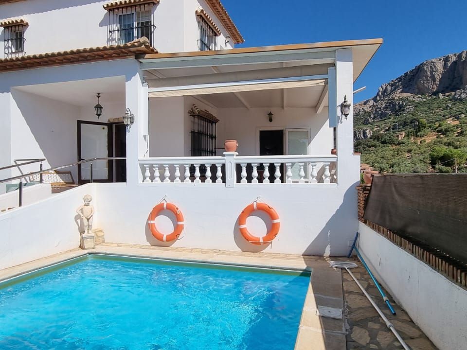 Villa i Alfarnatejo, Malaga - foto 1